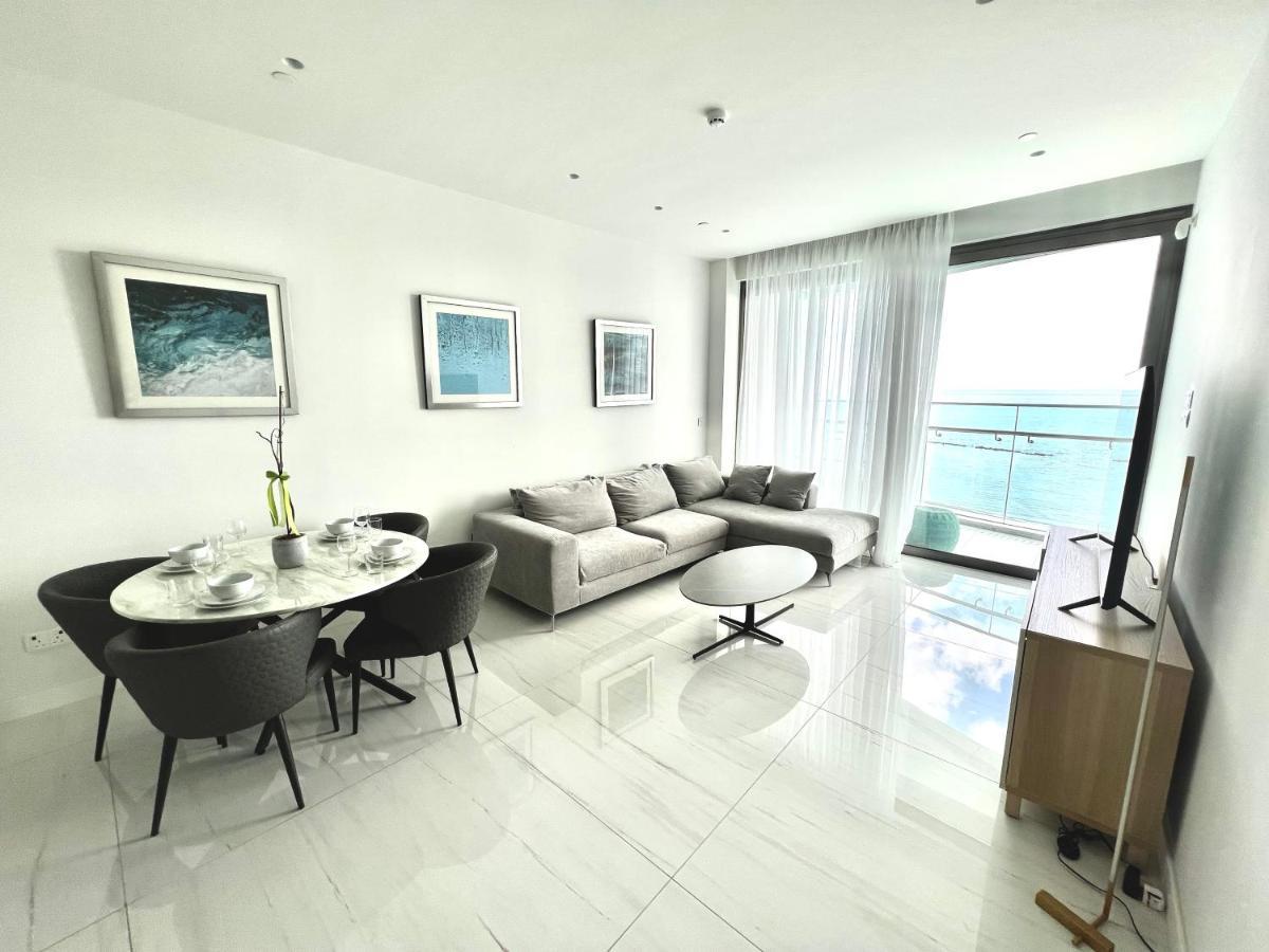 Del Mar Beachfront Boutique Residence Limasol Dış mekan fotoğraf